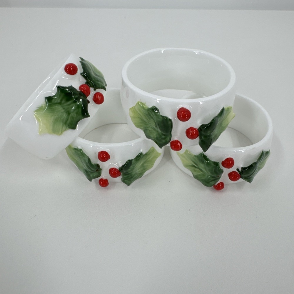 Vintage Himark‎ Holidays Holly Ceramic Napkin Ring Set of 4 Retro Christmas